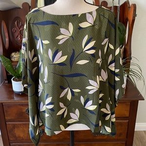 Lou & Grey blouse size small